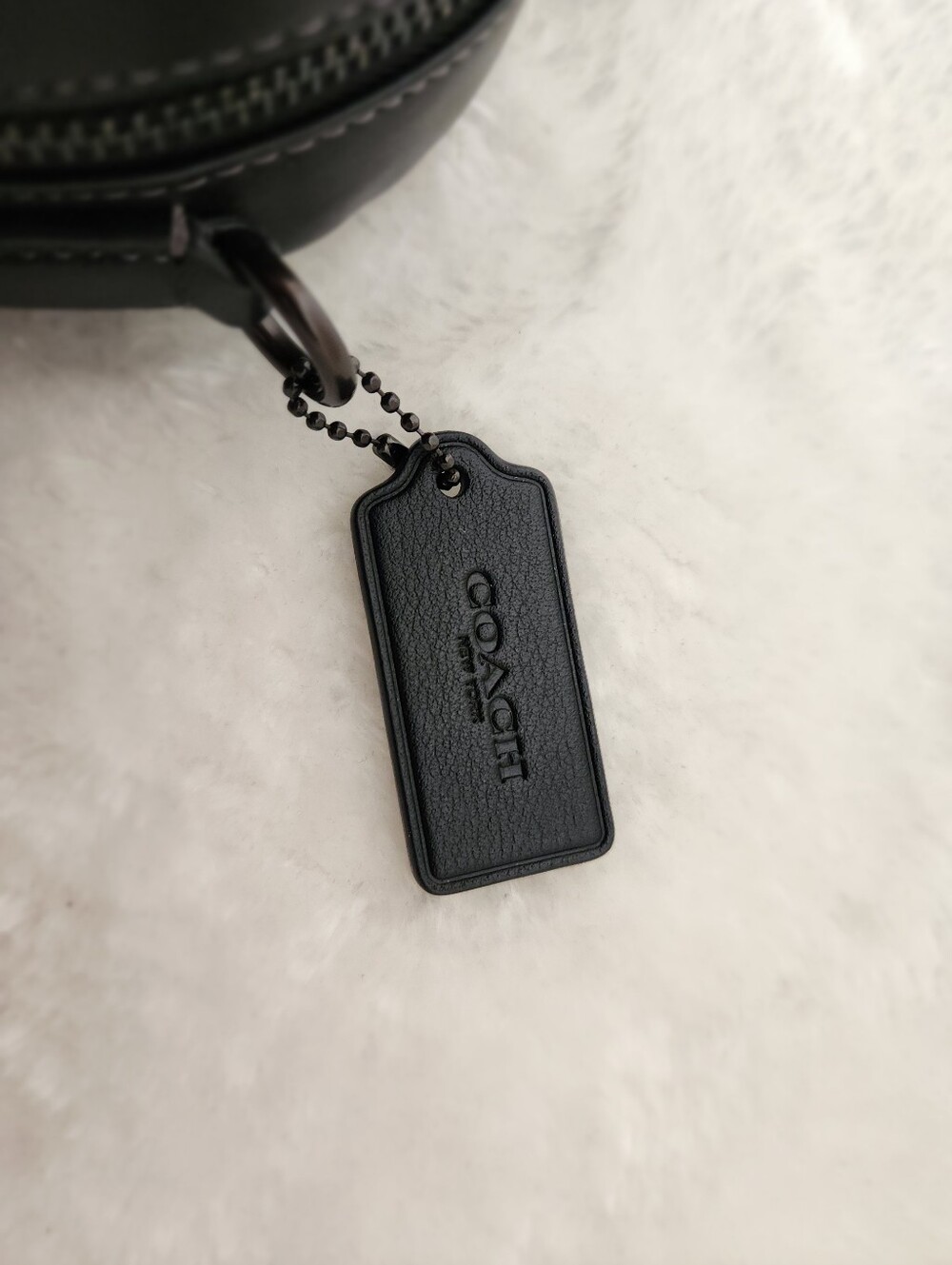 Coach Large Black Quilted Heart Crossbody - Picture 2 of 7